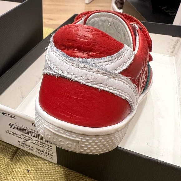 Gucci Kids Sneakers - Picture 3 of 5